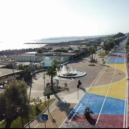 Nuovissimo Ad Un Passo Dal Mare