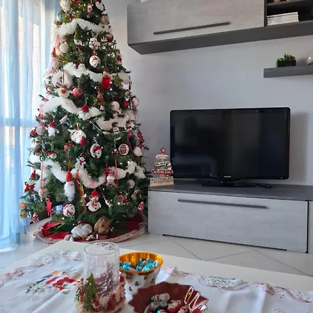 Nuovissimo Ad Un Passo Dal Mare Apartment *